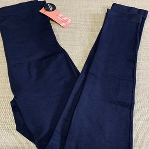 Shapermint Essentials High Waisted Leggings, Navy, Size Small

New With Tags